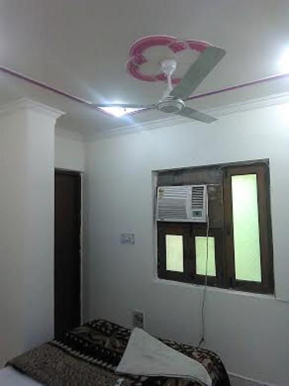 Yatri Guest House New Delhi Rom bilde