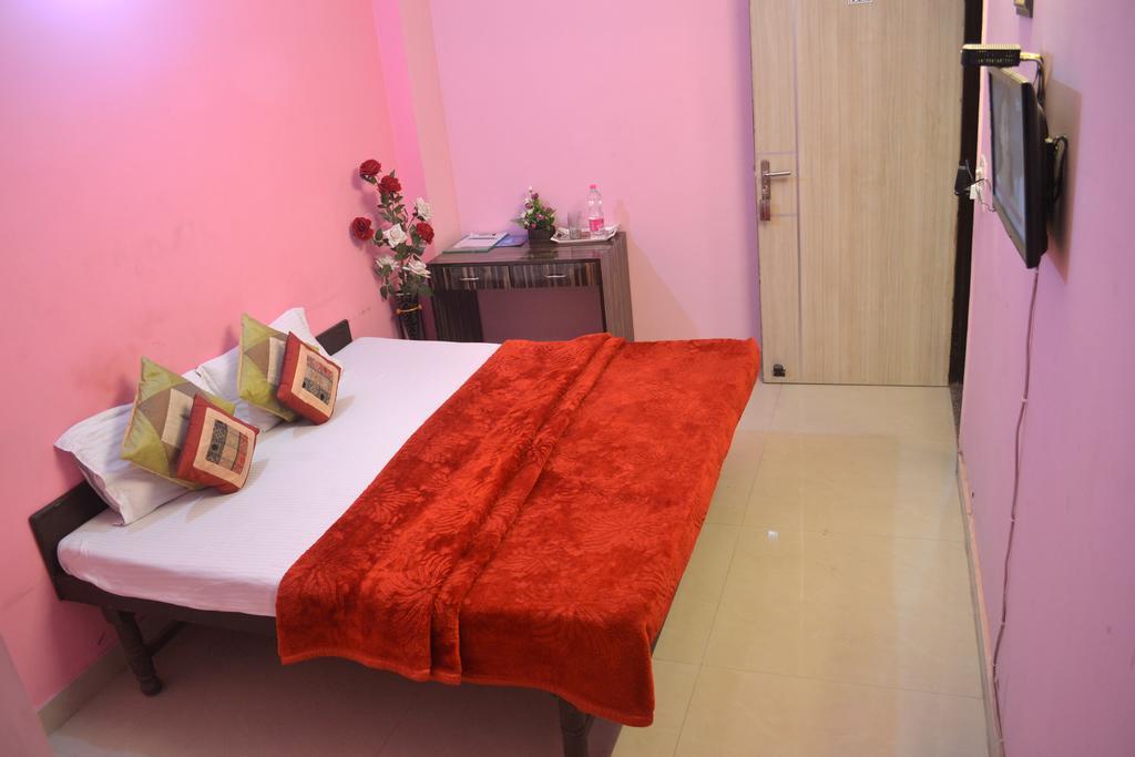 Yatri Guest House New Delhi Eksteriør bilde